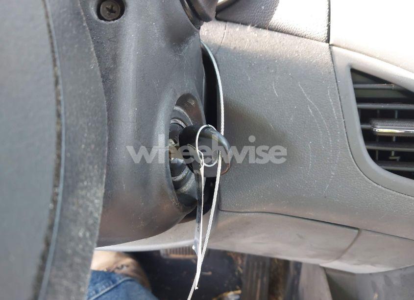 Photo 11 of 2011 Hyundai Elantra LIMITED (VIN 5NPDH4AE1BH075873)