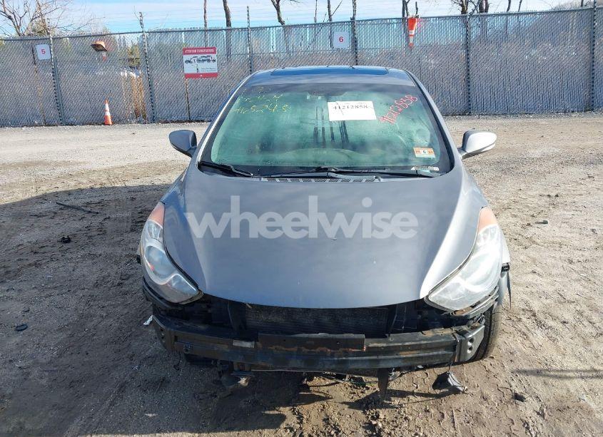 Photo 13 of 2011 Hyundai Elantra LIMITED (VIN 5NPDH4AE1BH075873)