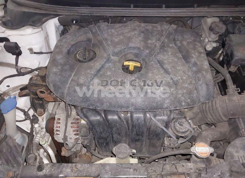 Photo 10 of 2012 Hyundai Elantra GLS (VIN 5NPDH4AE1CH068486)