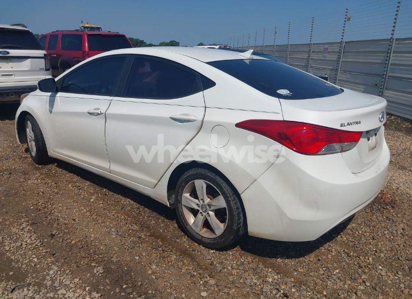 Photo 3 of 2012 Hyundai Elantra GLS (VIN 5NPDH4AE1CH078399)
