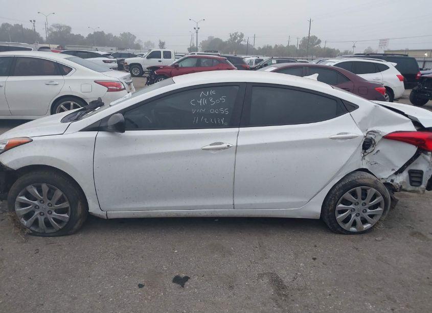 Photo 14 of 2012 Hyundai Elantra GLS (VIN 5NPDH4AE1CH080055)