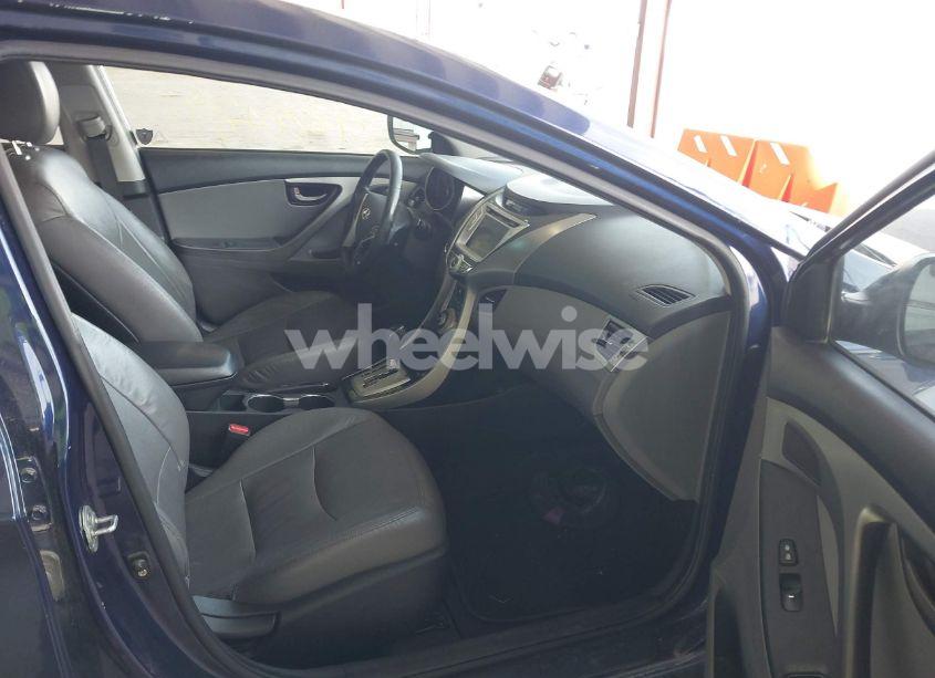 Photo 5 of 2012 Hyundai Elantra LIMITED (VIN 5NPDH4AE1CH093596)