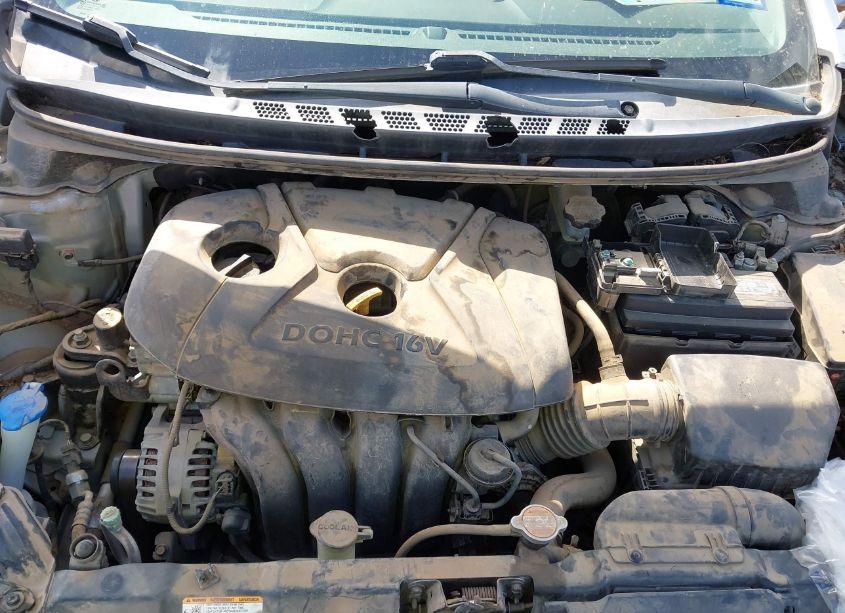 Photo 10 of 2012 Hyundai Elantra GLS (VIN 5NPDH4AE1CH095591)