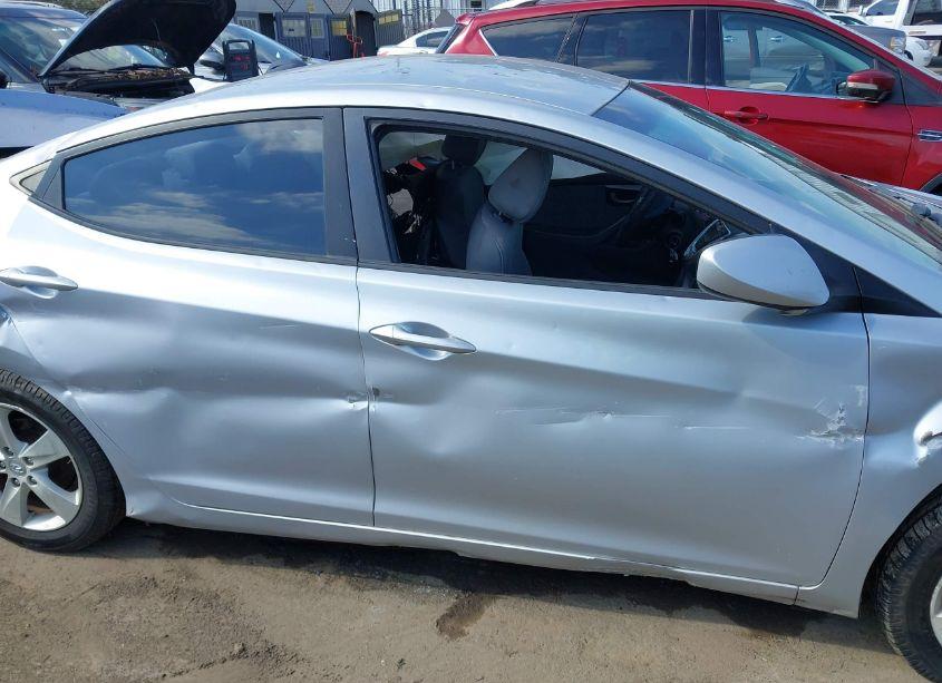 Photo 13 of 2012 Hyundai Elantra GLS (VIN 5NPDH4AE1CH095591)