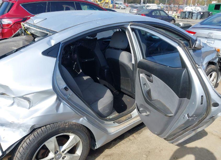 Photo 8 of 2012 Hyundai Elantra GLS (VIN 5NPDH4AE1CH095591)