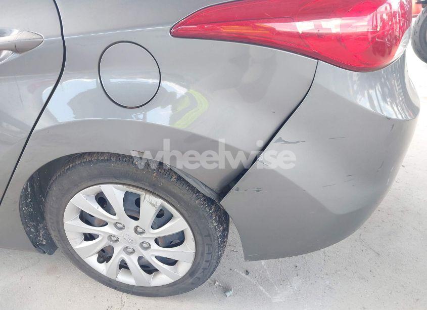 Photo 13 of 2012 Hyundai Elantra GLS (VIN 5NPDH4AE1CH122885)