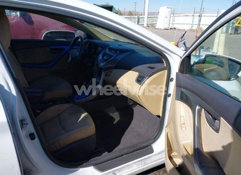 Photo 5 of 2012 Hyundai Elantra GLS (VIN 5NPDH4AE1CH139198)
