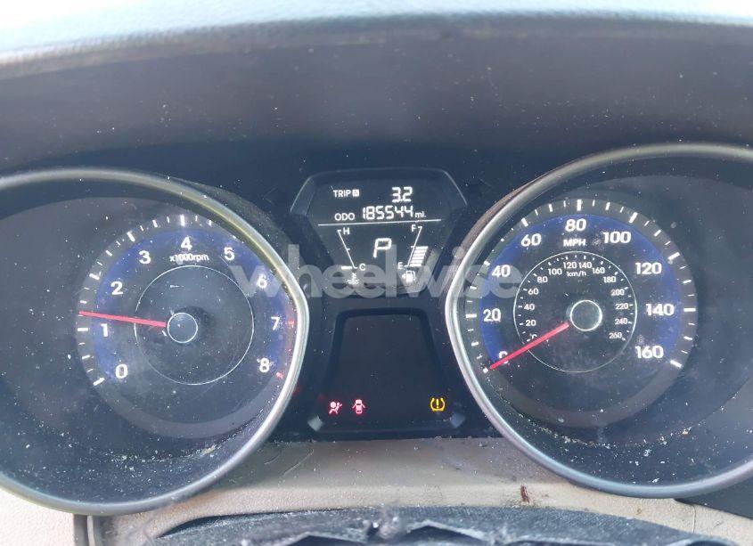 Photo 7 of 2012 Hyundai Elantra GLS (VIN 5NPDH4AE1CH139198)