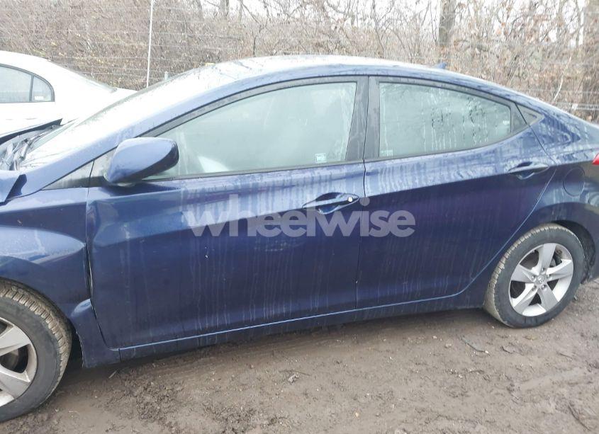 Photo 14 of 2013 Hyundai Elantra GLS (VIN 5NPDH4AE1DH159369)