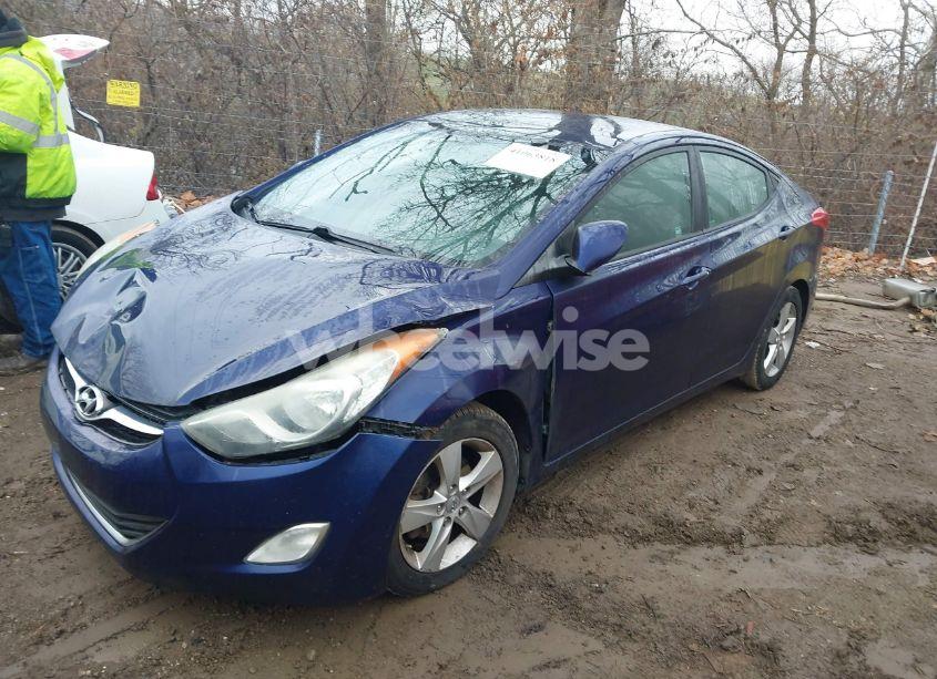 Photo 2 of 2013 Hyundai Elantra GLS (VIN 5NPDH4AE1DH159369)