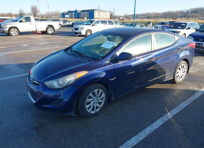 Photo 2 of 2013 Hyundai Elantra GLS (VIN 5NPDH4AE1DH170307)