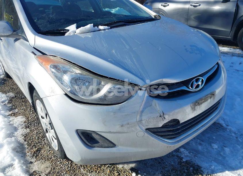 Photo 20 of 2013 Hyundai Elantra (VIN 5NPDH4AE1DH171019)