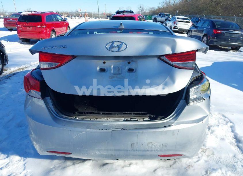 Photo 6 of 2013 Hyundai Elantra (VIN 5NPDH4AE1DH171019)