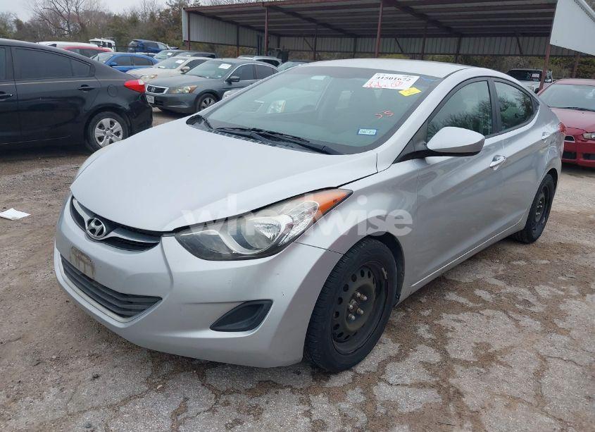 Photo 2 of 2013 Hyundai Elantra GLS (VIN 5NPDH4AE1DH185535)