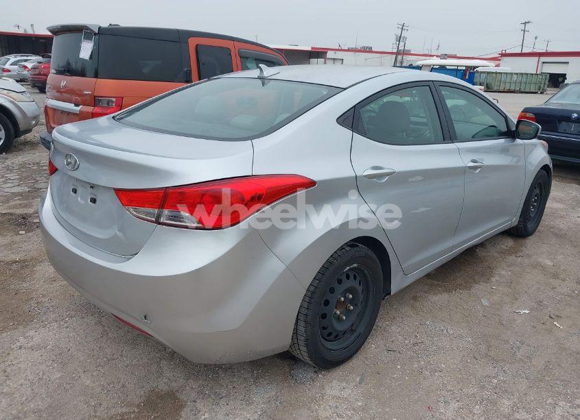 Photo 4 of 2013 Hyundai Elantra GLS (VIN 5NPDH4AE1DH185535)