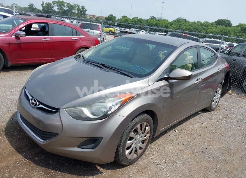 Photo 6 of 2013 Hyundai Elantra GLS (VIN 5NPDH4AE1DH185647)