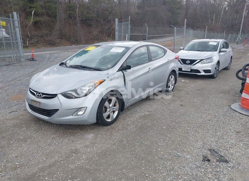 Photo 2 of 2013 Hyundai Elantra GLS (VIN 5NPDH4AE1DH186202)