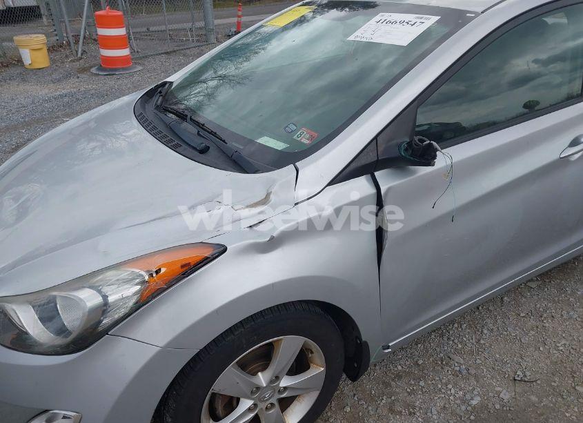 Photo 6 of 2013 Hyundai Elantra GLS (VIN 5NPDH4AE1DH186202)