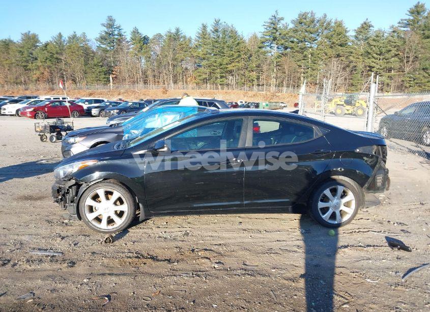 Photo 15 of 2013 Hyundai Elantra LIMITED (VIN 5NPDH4AE1DH191321)