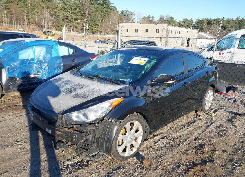 Photo 2 of 2013 Hyundai Elantra LIMITED (VIN 5NPDH4AE1DH191321)