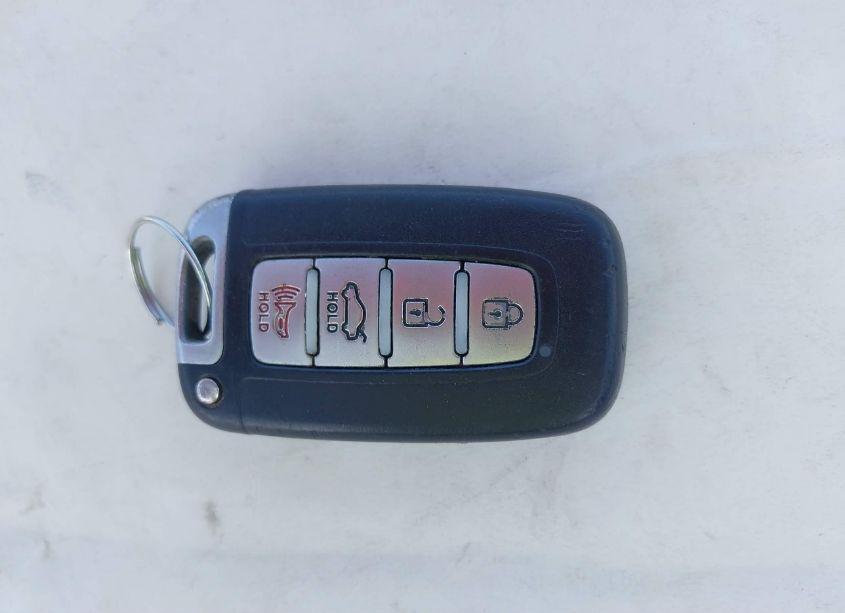 Photo 11 of 2013 Hyundai Elantra LIMITED (VIN 5NPDH4AE1DH192453)