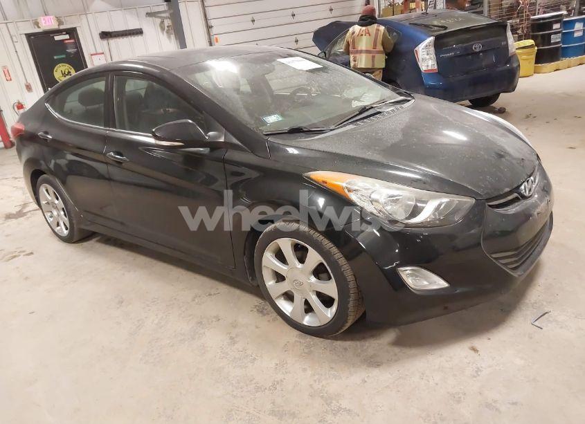 2013 Hyundai Elantra LIMITED (VIN 5NPDH4AE1DH196664) main photo