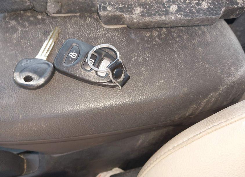 Photo 11 of 2013 Hyundai Elantra LIMITED (VIN 5NPDH4AE1DH202284)