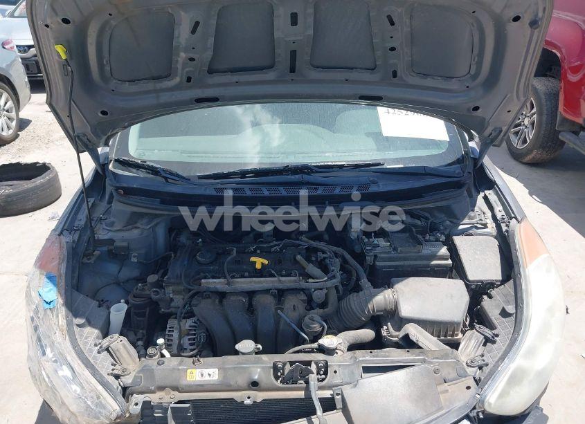 Photo 10 of 2013 Hyundai Elantra LIMITED (VIN 5NPDH4AE1DH205864)