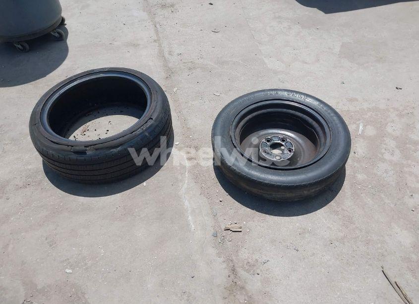 Photo 12 of 2013 Hyundai Elantra LIMITED (VIN 5NPDH4AE1DH205864)