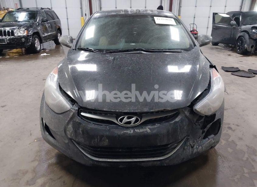 Photo 12 of 2013 Hyundai Elantra GLS (VIN 5NPDH4AE1DH207372)