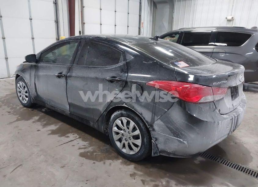 Photo 3 of 2013 Hyundai Elantra GLS (VIN 5NPDH4AE1DH207372)