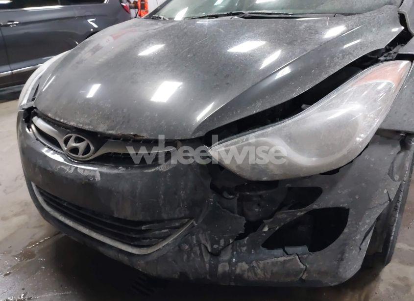Photo 6 of 2013 Hyundai Elantra GLS (VIN 5NPDH4AE1DH207372)