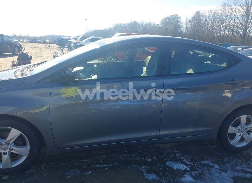 Photo 6 of 2013 Hyundai Elantra GLS (VIN 5NPDH4AE1DH209302)