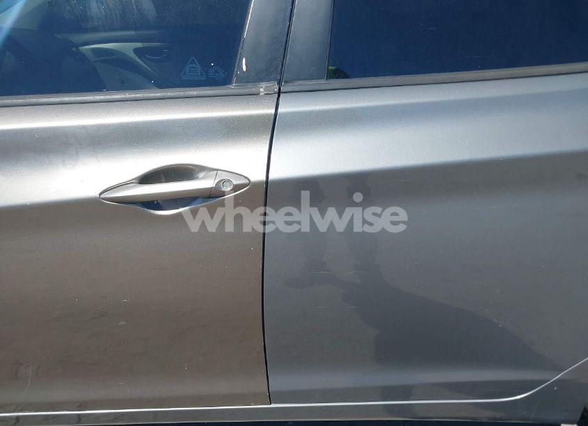 Photo 14 of 2013 Hyundai Elantra GLS (VIN 5NPDH4AE1DH213138)