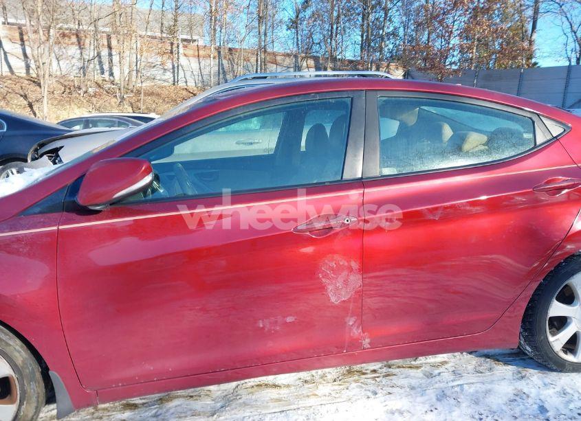 Photo 12 of 2013 Hyundai Elantra LIMITED (VIN 5NPDH4AE1DH236256)
