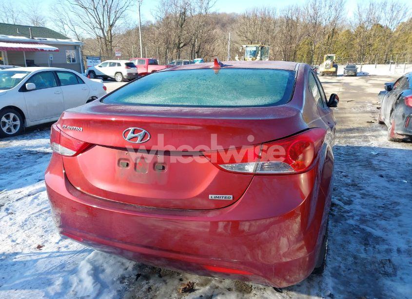 Photo 14 of 2013 Hyundai Elantra LIMITED (VIN 5NPDH4AE1DH236256)