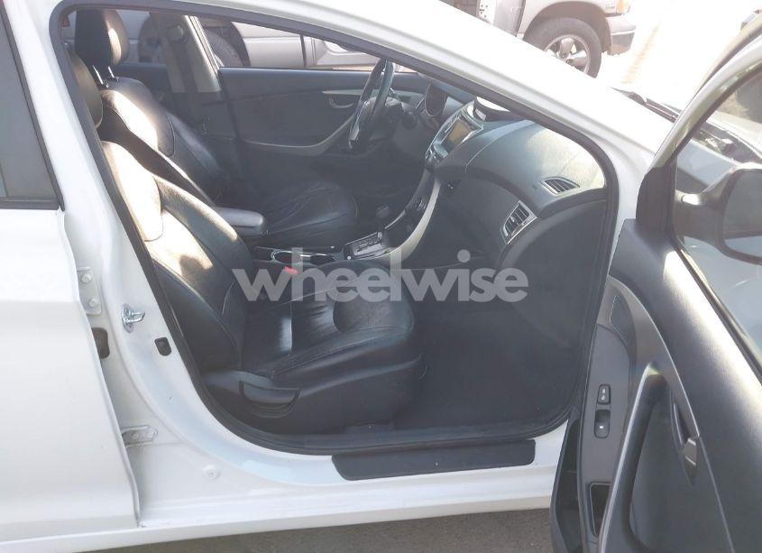 Photo 5 of 2013 Hyundai Elantra LIMITED (VIN 5NPDH4AE1DH252926)