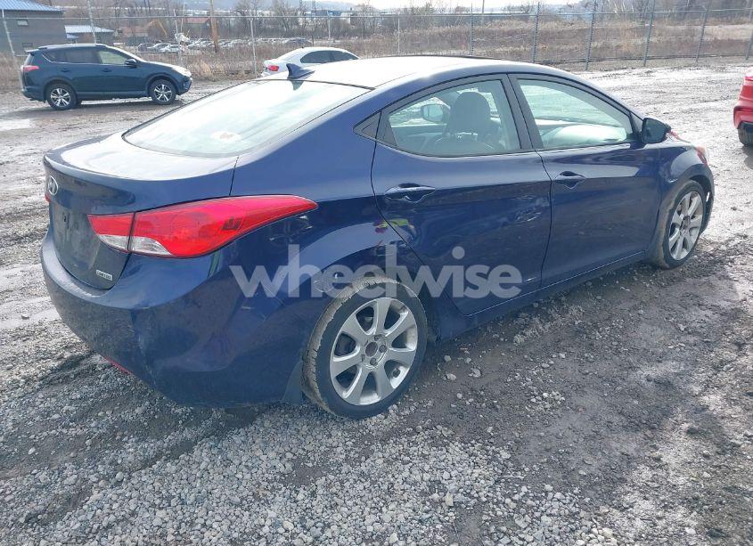 Photo 4 of 2013 Hyundai Elantra LIMITED (VIN 5NPDH4AE1DH261478)