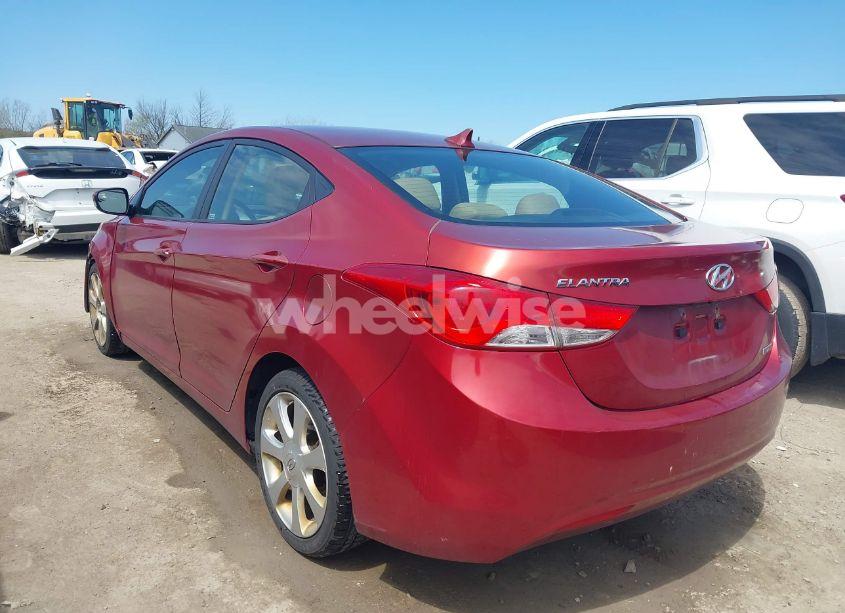 Photo 3 of 2013 Hyundai Elantra LIMITED (VIN 5NPDH4AE1DH268849)