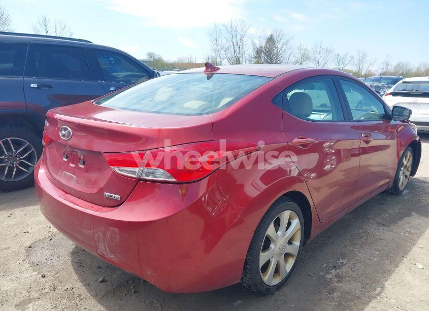 Photo 4 of 2013 Hyundai Elantra LIMITED (VIN 5NPDH4AE1DH268849)
