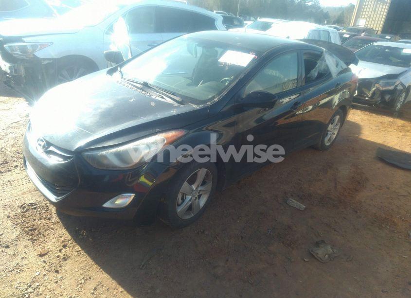 Photo 2 of 2013 Hyundai Elantra GLS/LIMITED (VIN 5NPDH4AE1DH270164)