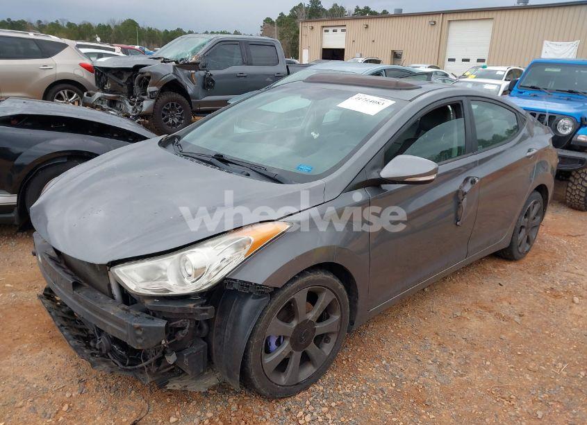 Photo 2 of 2013 Hyundai Elantra LIMITED (VIN 5NPDH4AE1DH272156)