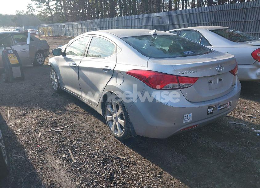 Photo 3 of 2013 Hyundai Elantra LIMITED (VIN 5NPDH4AE1DH272335)
