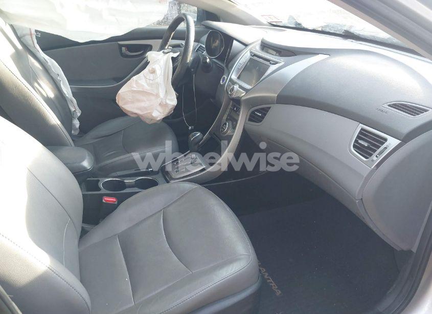Photo 5 of 2013 Hyundai Elantra LIMITED (VIN 5NPDH4AE1DH272335)