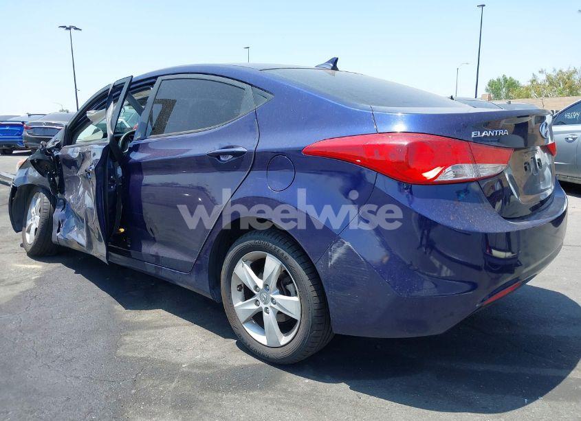 Photo 3 of 2013 Hyundai Elantra GLS (VIN 5NPDH4AE1DH280161)