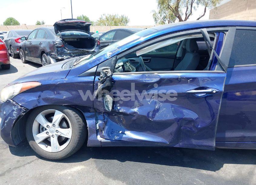 Photo 6 of 2013 Hyundai Elantra GLS (VIN 5NPDH4AE1DH280161)