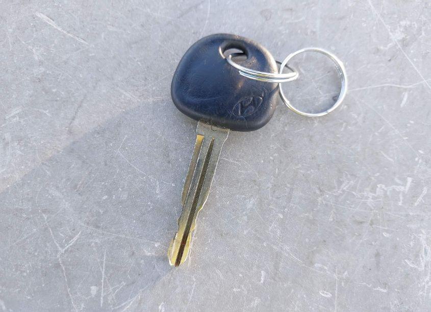 Photo 11 of 2013 Hyundai Elantra GLS (VIN 5NPDH4AE1DH282072)