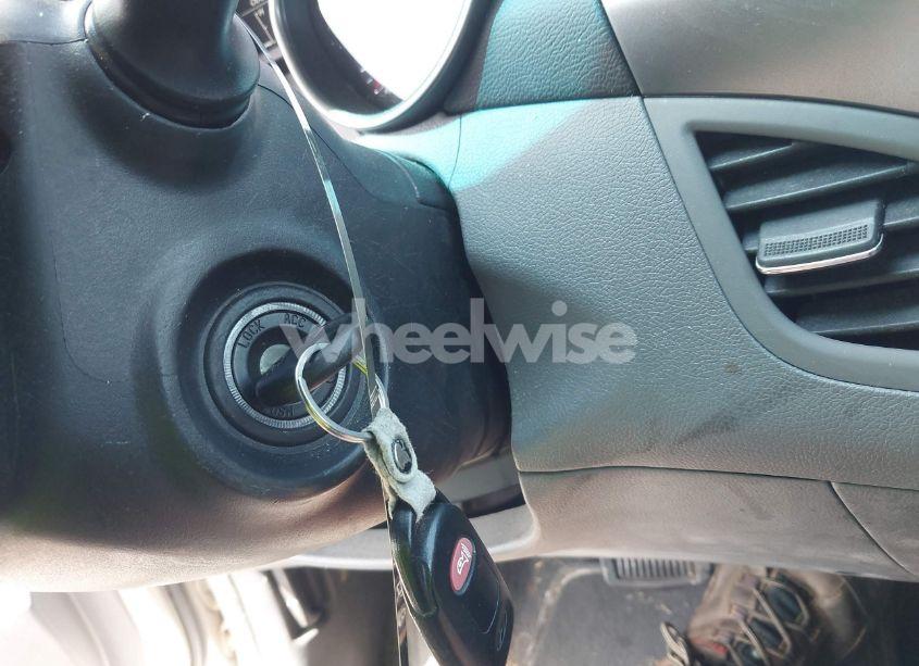 Photo 11 of 2013 Hyundai Elantra GLS (VIN 5NPDH4AE1DH284131)