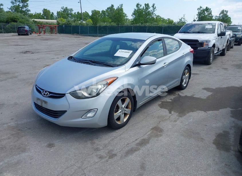 Photo 2 of 2013 Hyundai Elantra GLS (VIN 5NPDH4AE1DH284131)