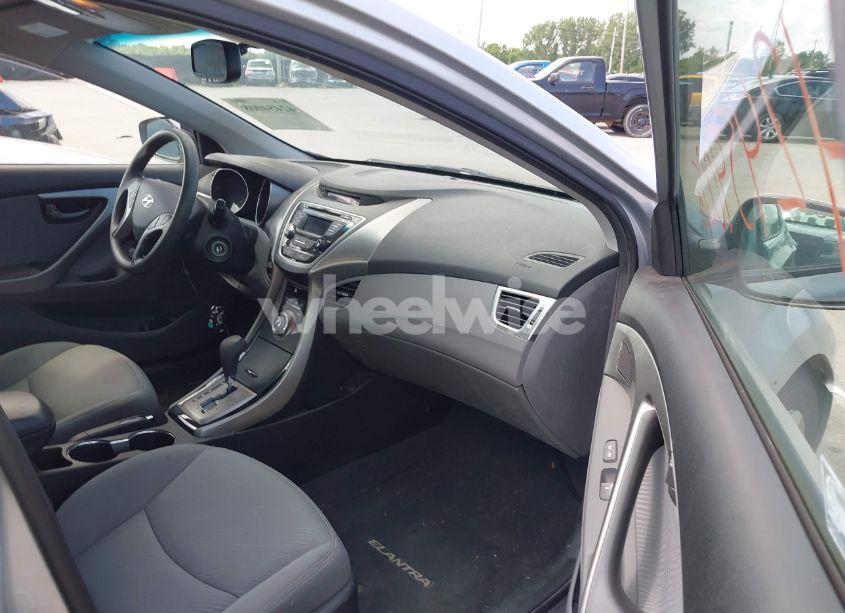 Photo 5 of 2013 Hyundai Elantra GLS (VIN 5NPDH4AE1DH284131)